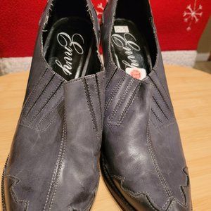 Envy Gray Cowboy Boot Heels size 10m